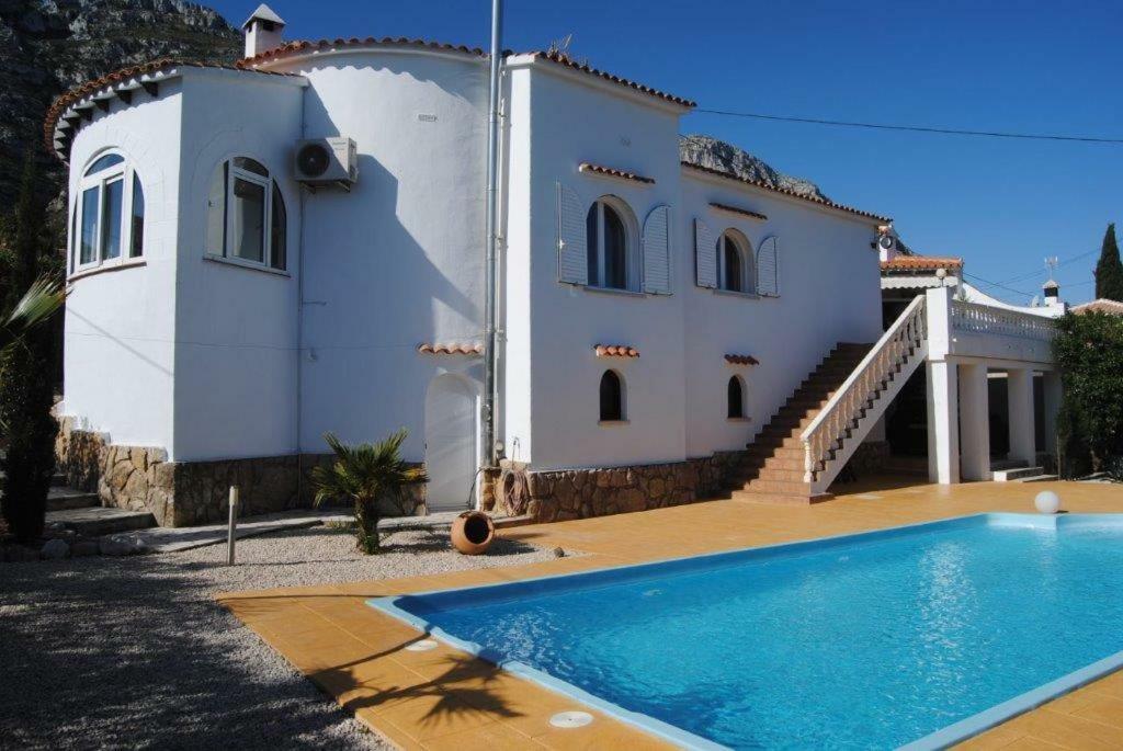 Villa Bozena Dénia Esterno foto